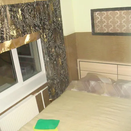 Mini-hotel Dvorets Ukrainy Gasthof *